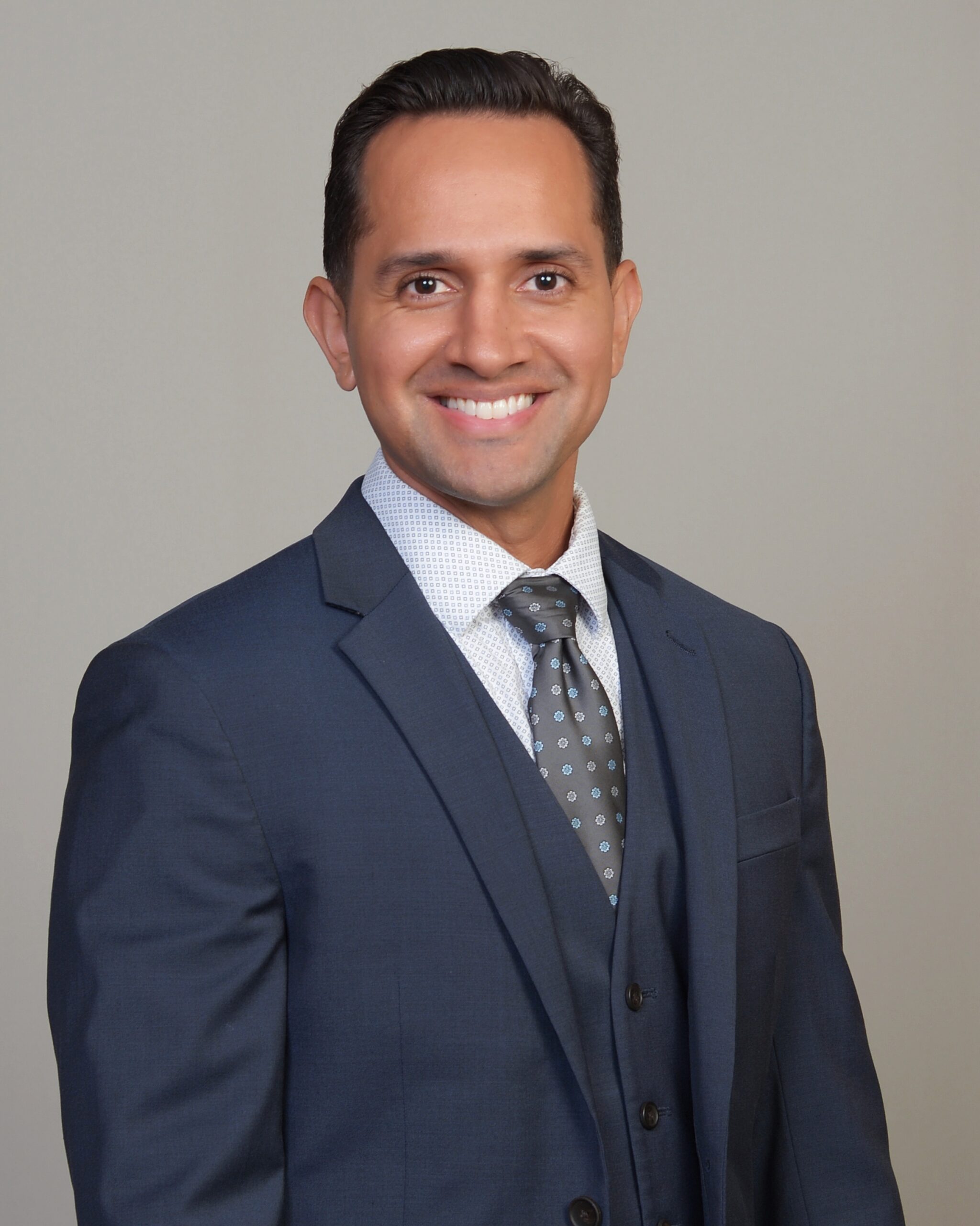 Harold Velaydez, MD